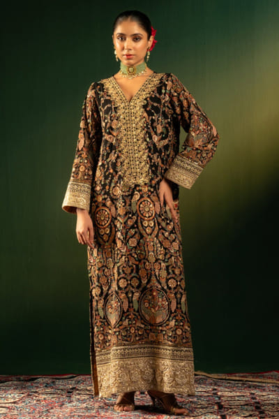 Black georgette kaftan dress