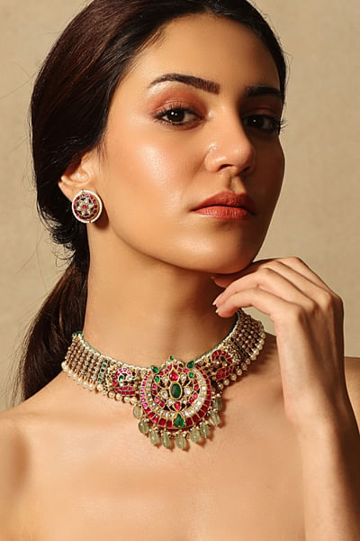 Gold gemstone and bead necklace set