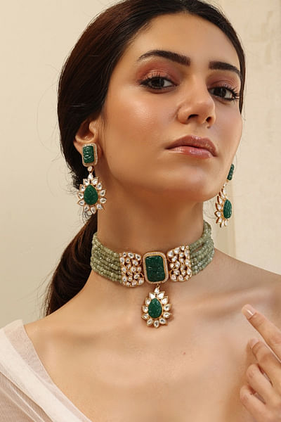 Green gemstone and bead layered choker set