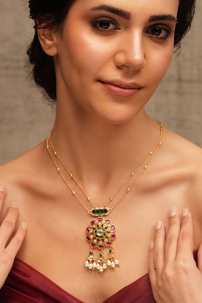 Multicolour rajwadi pendant necklace