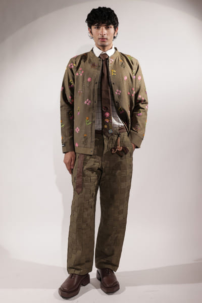 Jubinav Chadha Olive green floral embroidered jacket JUBIJUN26D147126