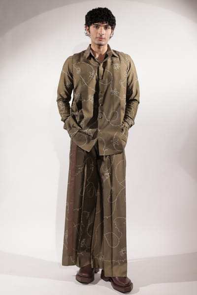 Jubinav Chadha Olive green kantha embroidered pants JUBIJUN26D147141