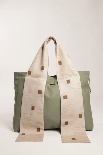 Jubinav Chadha Green postcards print leatherette tote JUBIJUN26D147105