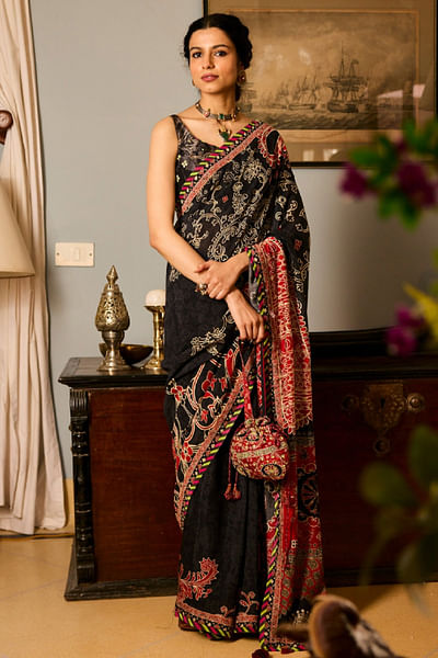 Black printed sari set