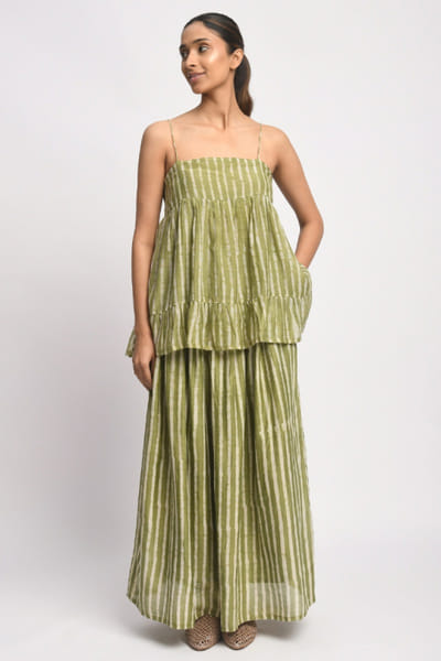 Jayati Goenka Green dabu block-printed skirt set JAYAAPR26D143221