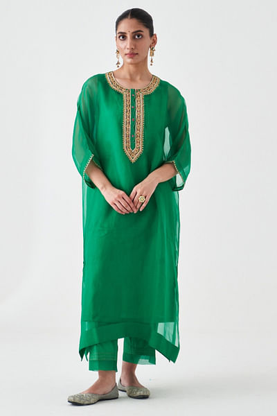 Green zari embroidered kaftan set