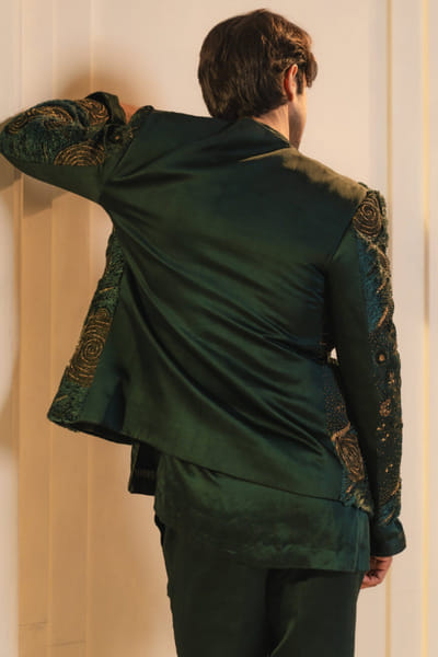 Jatin Malik Forest green hand embroidered short jacket set JATIAPR26D142712