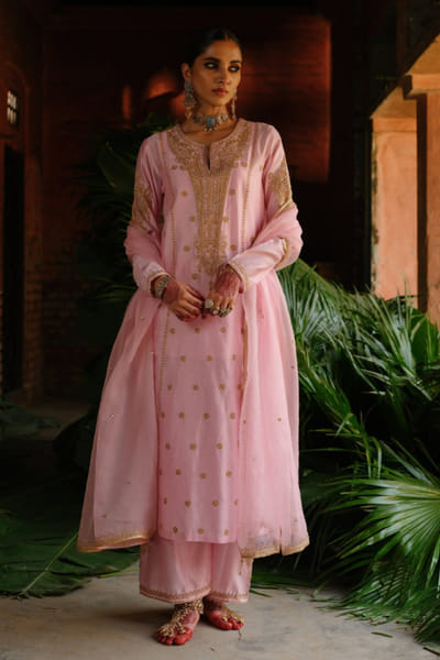 Jigar Mali Baby pink dori embroidered kurta set JIGAJUL26D250831