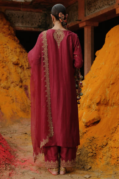 Jigar Mali Red dori embroidered kurta set JIGAJUL26D250838