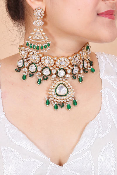 Green polki kundan necklace set