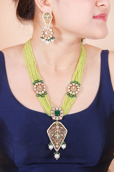Lemon yellow kundan necklace set