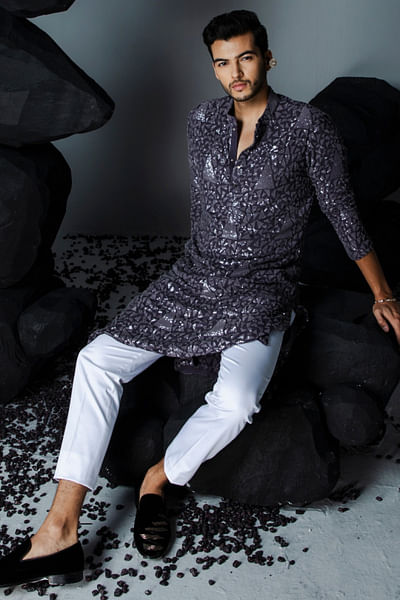 Deep purple embellished kurta set