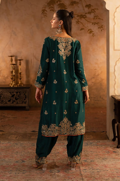 Angad Singh Green and rust embroidered kurta set ANGAJUL26D148916