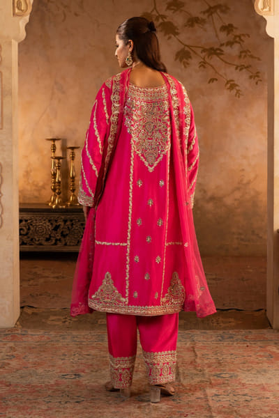 Angad Singh Fuchsia pink embroidered kurta set ANGAJUL26D148925