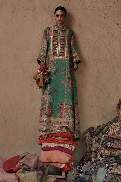 Green floral embroidered kaftan