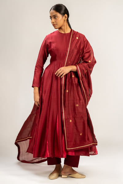 Kajal Agrawal Wine gota embroidered anarkali set KAJAMAY26D145119