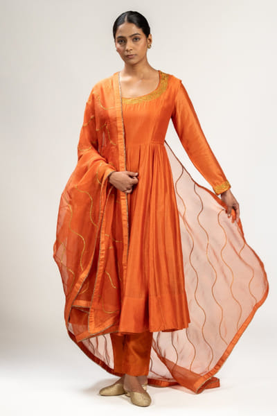 Kajal Agrawal Orange embroidered anarkali set KAJAMAY26D145115