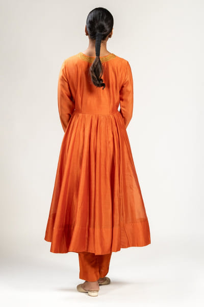 Kajal Agrawal Orange embroidered anarkali set KAJAMAY26D145115