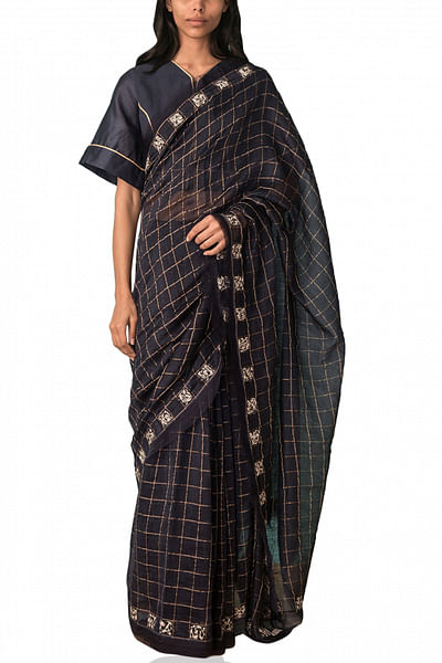 Zari checkard sari