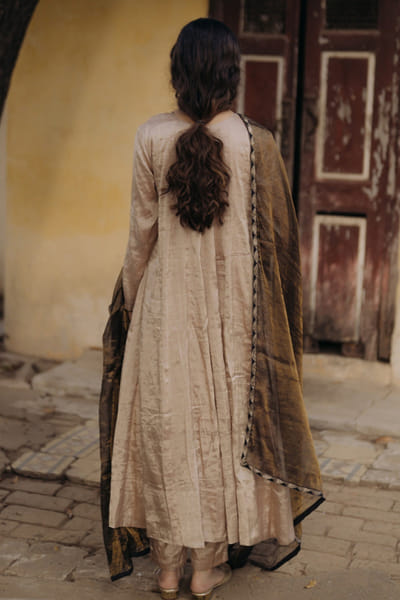 Kajal Agrawal Beige hand embroidered anarkali set KAJAMAY26D144516