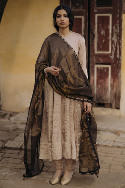 Kajal Agrawal Beige hand embroidered anarkali set KAJAMAY26D144516