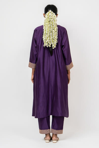 Kajal Agrawal Purple hand embroidered kurta set KAJAMAY26D144520