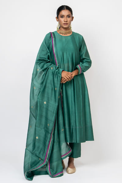 Kajal Agrawal Green handwoven chanderi silk anarkali set KAJAMAY26D144523