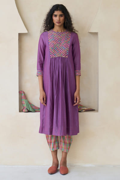 Amethyst purple embroidered chanderi kurta