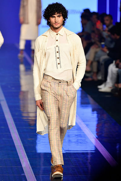 Ivory jacket with shirt and pants