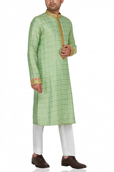Chanderi kurta with embroidery and ivory pants