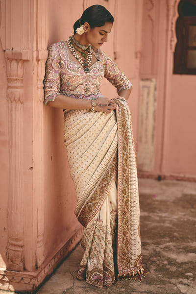 Kajal's Couture Off-white resham embroidered sari KAJAAUG26D153552