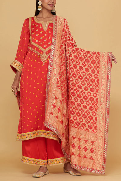 Red bandhani embroidered kurta set