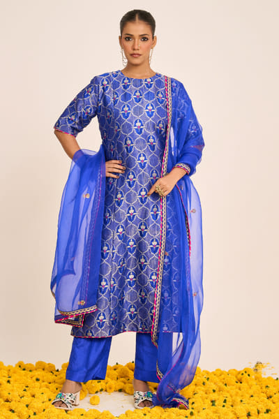 Studio Indiana Blue woven zari banarasi brocade kurta set STUDAUG26D152484