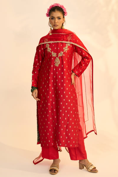 Studio Indiana Crimson woven banarasi zari brocade kurta set STUDAUG26D152486
