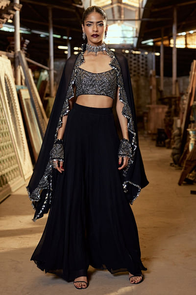 Black embroidered cape set