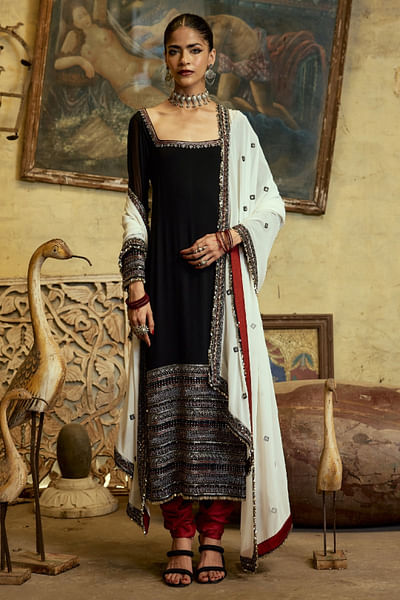 Black and white embroidered kurta set