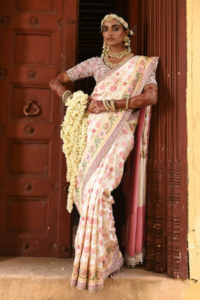 Ivory aari-dabka embroidery banarasi sari set