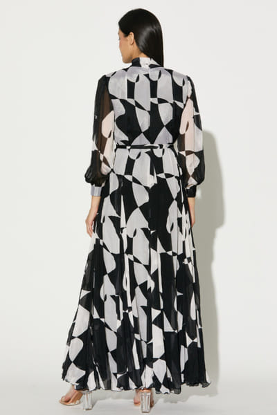 KoAi Black and white abstract printed long dress KOAIMAY26D143922