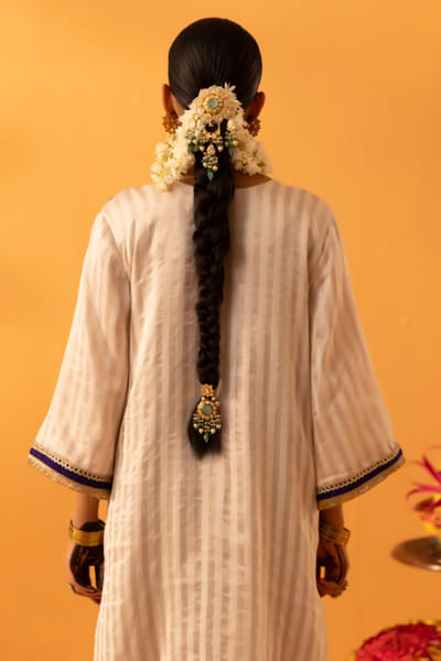 Kohbar White embroidered tissue kaftan set KOHBAPR26D143119