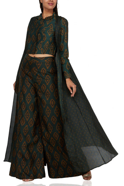 Deep green crop shirt, pants & cape