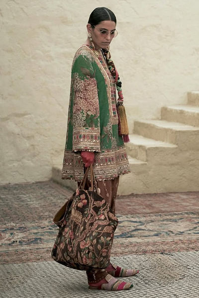 Green floral embroidered kurta set