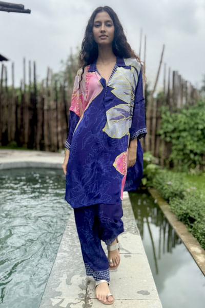 Blue floral printed tunic set