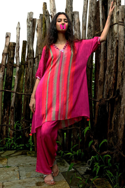 Pink stripe printed tunic set