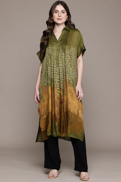 Green abstract printed kaftan kurta