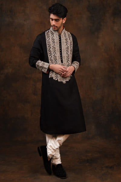 Char Chaand Black thread embroidered silk kurta CHAMAR25D120554