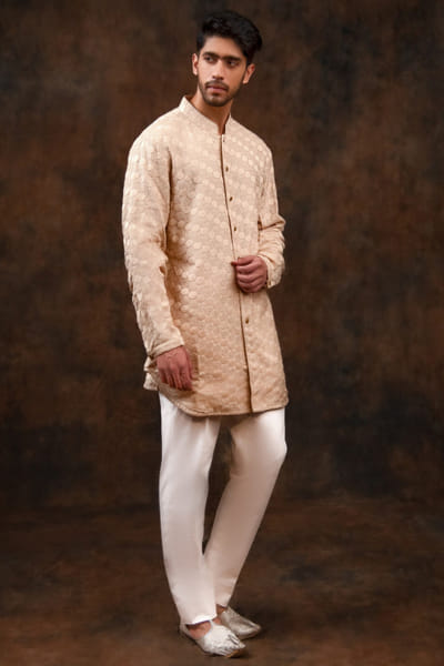 Char Chaand Peach chikankari embroidered silk kurta CHAMAR25D120559