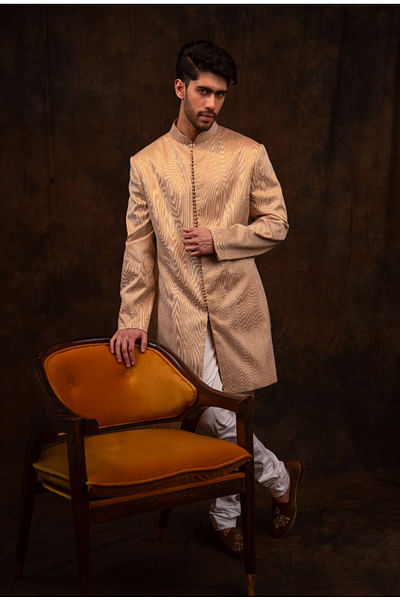 Brown thread textured kurta