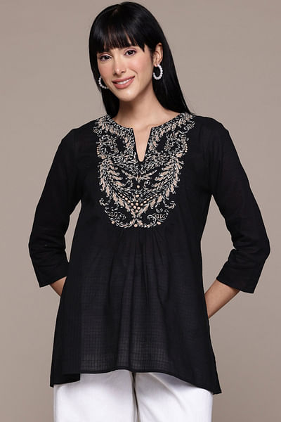 Black embroidered kurti