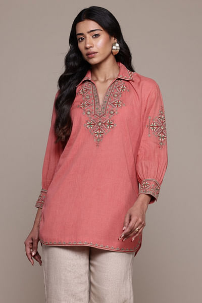 Peach thread embroidered short kurta