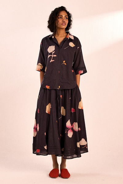Carbon grey floral printed skirt set
